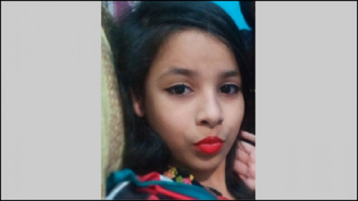 নিজ বাসায় স্কুলছাত্রীকে গলাকেটে হত্যা