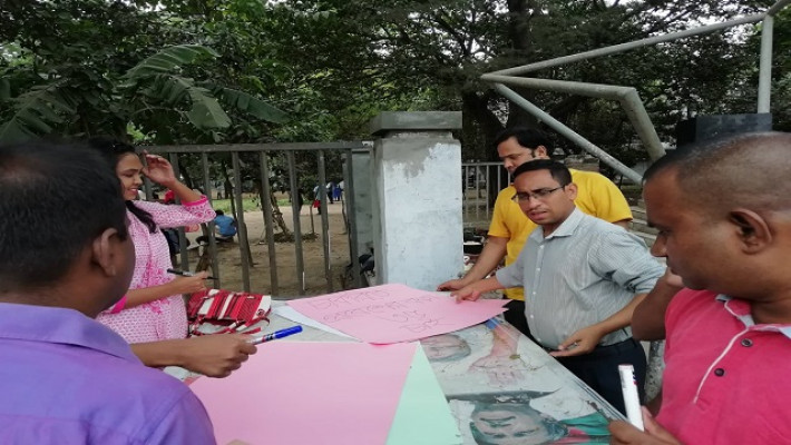 রাজু ভাস্কর্যের সামনে সংগঠিত হওয়ার প্রস্তুতি নিচ্ছে আন্দোলনকারীরা