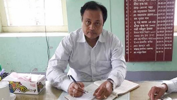 উপজেলার প্রাথমিক শিক্ষা কর্মকর্তা মাসুম বিল্লাহ 