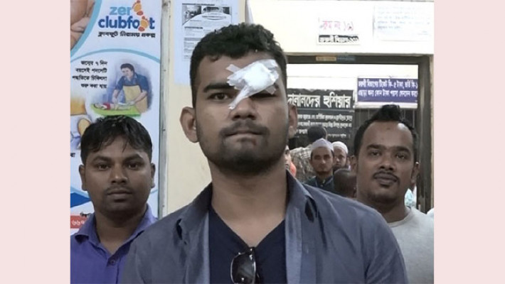 আহত ইশতিয়াক আহমেদ প্রান্ত