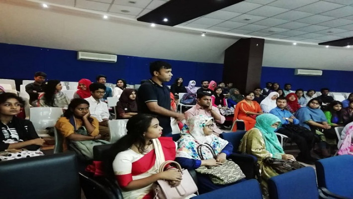 আত্মহত্যা প্রতিরোধে আপন মানুষকে ভূমিকা রাখতে হবে