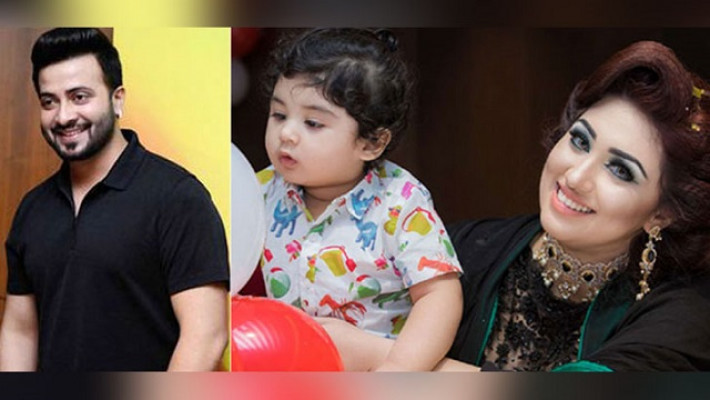 শাকিব খান, অপু বিশ্বাস এবং  ছেলে আব্রাম খান 