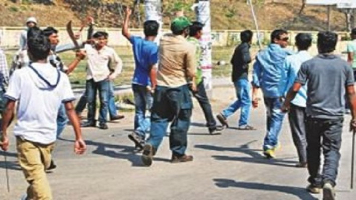 বরিশালে ছাত্রলীগের দু’গ্রুপের সংঘর্ষ, আহত ১০