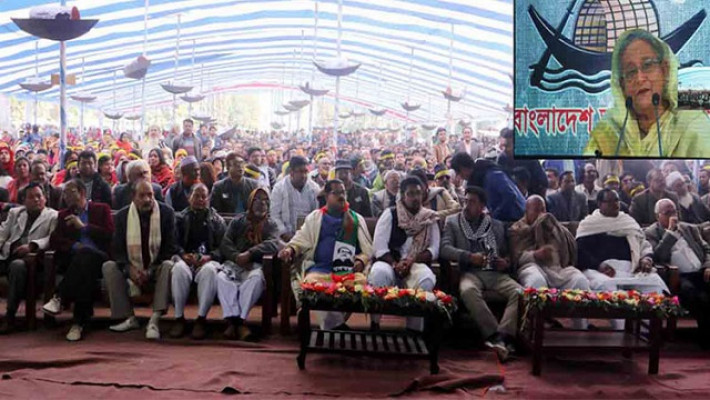 নওগাঁয় বিশ্ববিদ্যালয় প্রতিষ্ঠার প্রতিশ্রুতি প্রধানমন্ত্রীর