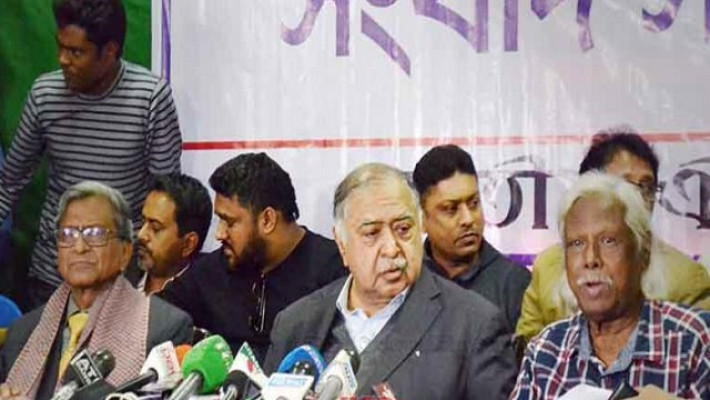 সংবাদ সম্মেলনে ঐক্যফন্ট্রের নেতারা