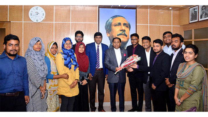 বিতর্ক শিক্ষার্থীদের যৌক্তিক ও  বিবেকবোধ সম্পন্ন করে: চবি উপাচার্য