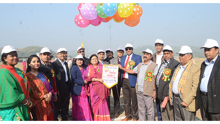 প্রতিযোগিতা উদ্বোধন করেন উপ-উপাচার্য প্রফেসর ড. শিরীণ আখতার