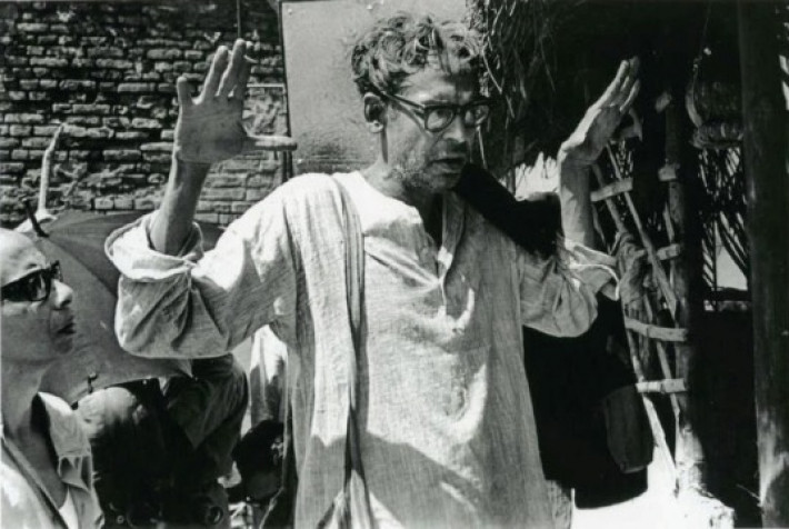 অসংখ্য কালজয়ী বাংলা চলচ্চিত্র নির্মাণ করেছেন ঋত্বিক ঘটক