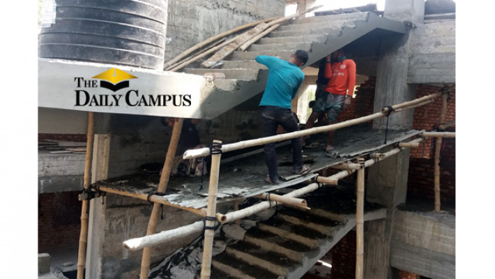 তবুও ঝুঁকি নিয়ে চলছে সম্প্রসারণের কাজ