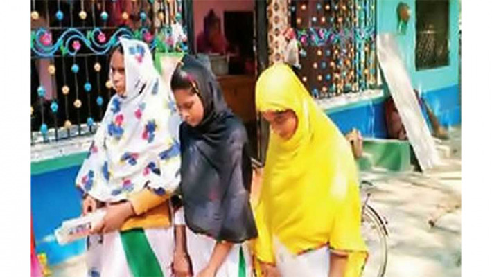 এসএসসি পরীক্ষায় একই সঙ্গে মা, মেয়ে ও নাতনি