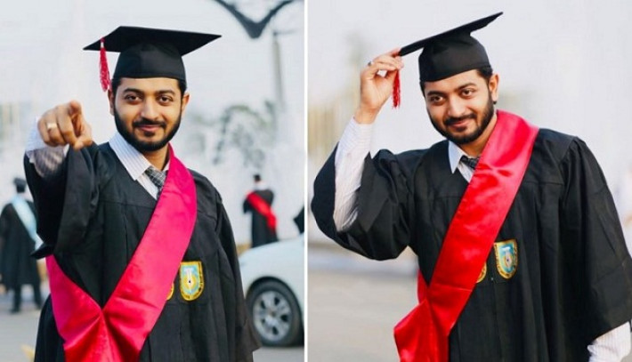 গাউন পরিহিত বাপ্পী চৌধুরী 