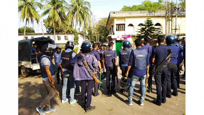 চবিতে ফের ছাত্রলীগের দু’গ্রুপের সংঘর্ষ, আহত ৬