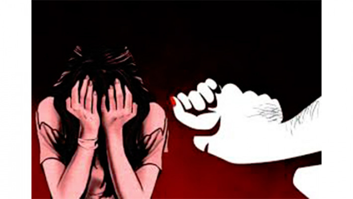 বইমেলায় নেয়ার কথা বলে স্কুল ছাত্রীকে গণধর্ষণ