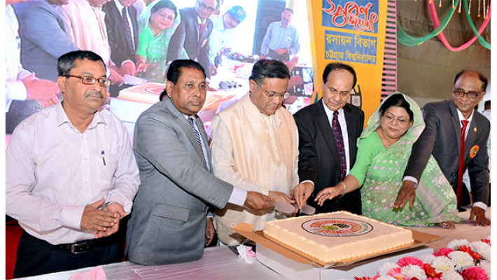 স্বপ্নের বাংলাদেশ গড়তে চাইলে স্বপ্নের মানুষ হতে হবে: চবিতে তথ্যমন্ত্রী