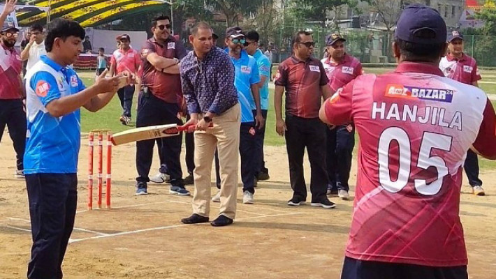 টুর্নামেন্ট উদ্বোধন করেছেন হাবিবুল বাশার সুমন