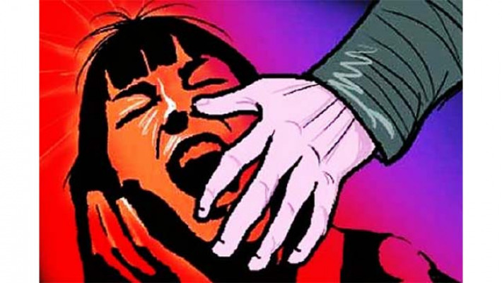 বয়ফ্রেন্ডকে বেঁধে রেখে গার্লফ্রেন্ডকে গণধর্ষণ, ভিডিও ধারণ