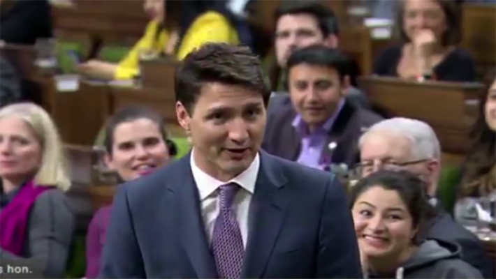 লুকিয়ে চকলেট খেয়ে ধরা খেলেন কানাডার প্রধানমন্ত্রী!