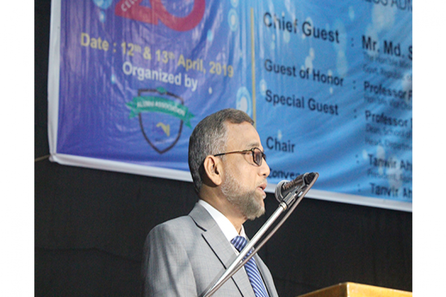 পরিবেশ, বন ও জলবায়ু পরিবর্তন মন্ত্রী মো. শাহাব উদ্দিন এমপি অনুষ্ঠানে বক্তব্য রাখছেন।