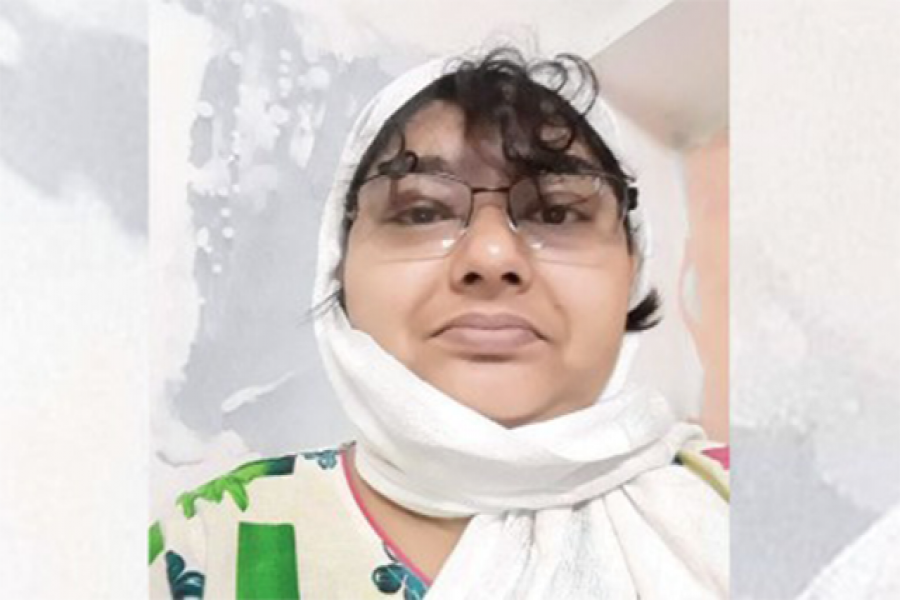 ফেসবুকে ‘দ্য এন্ড’ লিখে আত্মহত্যা শিক্ষিকার!