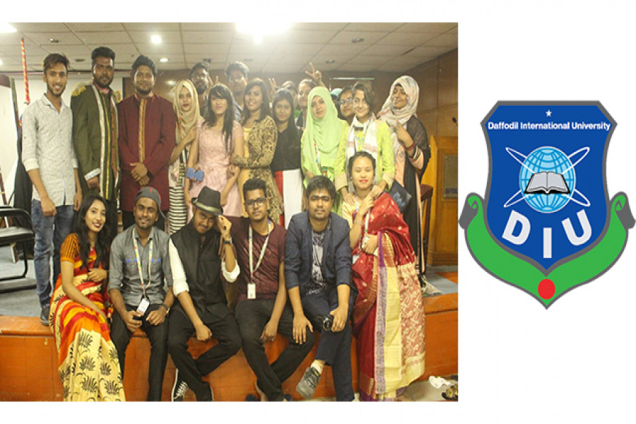 আধুনিক মঞ্চনাটক প্রদর্শনীতে ডিআইইউর ইংরেজি বিভাগ