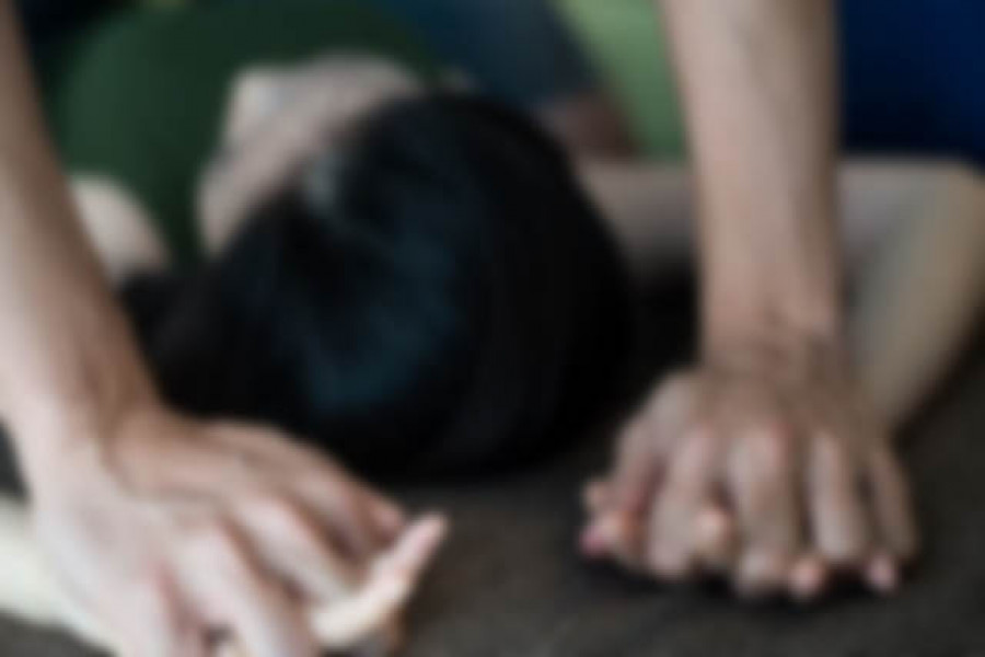 বাড়িওয়ালার সহযোগিতায় স্কুলছাত্রীকে ধর্ষণ!