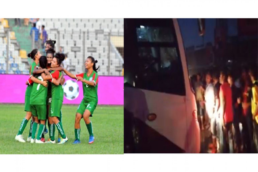 বাংলাদেশ টিমের বাস আটকে প্রতিবাদ