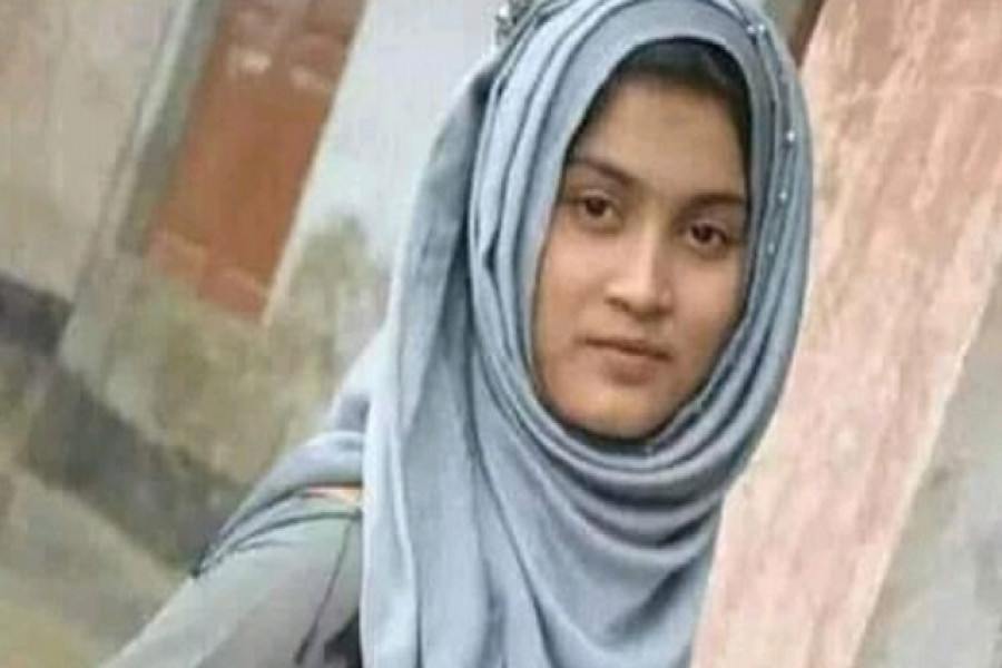 জিপিএ ৪.২৮ পেয়ে কৃতকার্য হয়েছে মিম