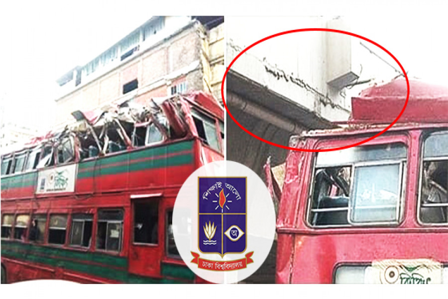 ফ্লাইওভারের সঙ্গে ধাক্কায় 
ভেঙ্গে যাওয়া ঢাবি বাস