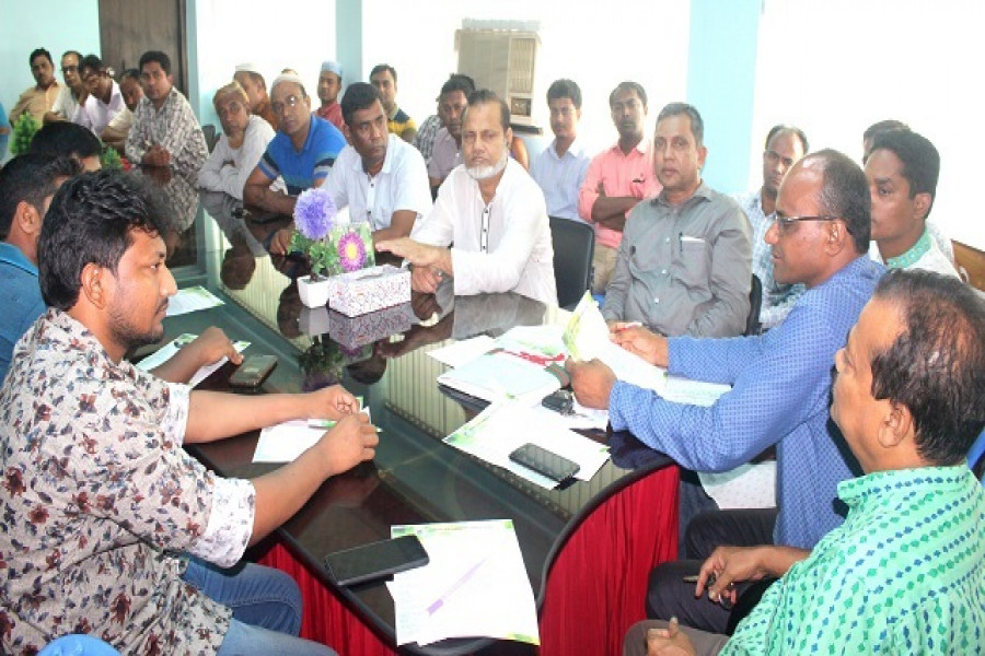 বিশ্ববিদ্যালয়ের রেজিস্ট্রি অফিসের সভাকক্ষে আয়োজিত সংবাদ সম্মেলন