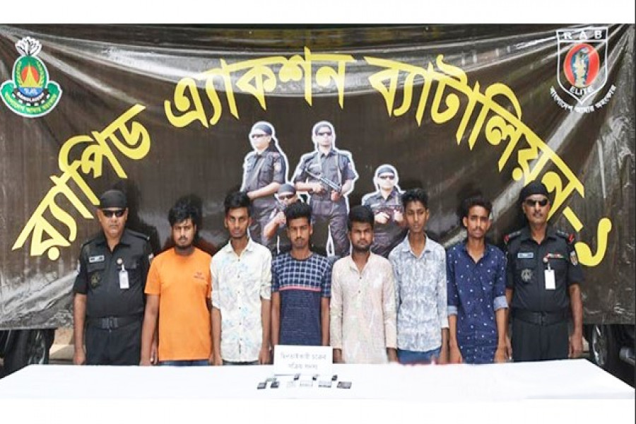 অনলাইনে মোবাইলের চটকদার বিজ্ঞাপন, কিনতে গেলেই ছিনতাই!