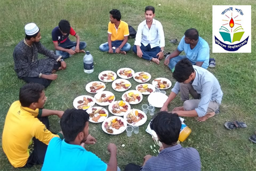 ববিতে সাহিত্য আড্ডার ইফতার মাহফিল