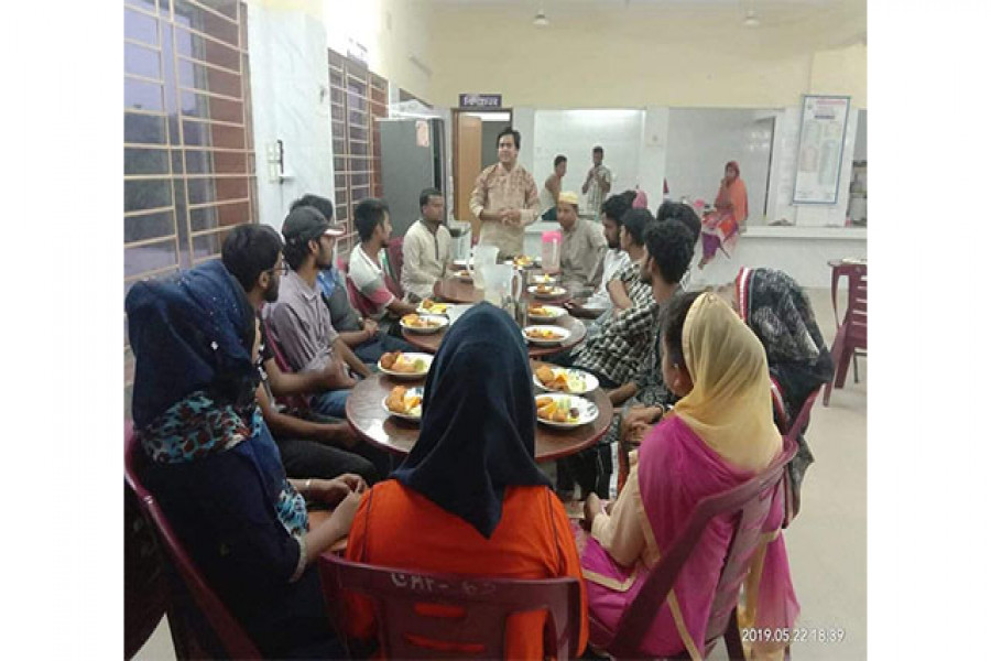 ববিতে কনজুমার ইয়ুথের ইফতার 