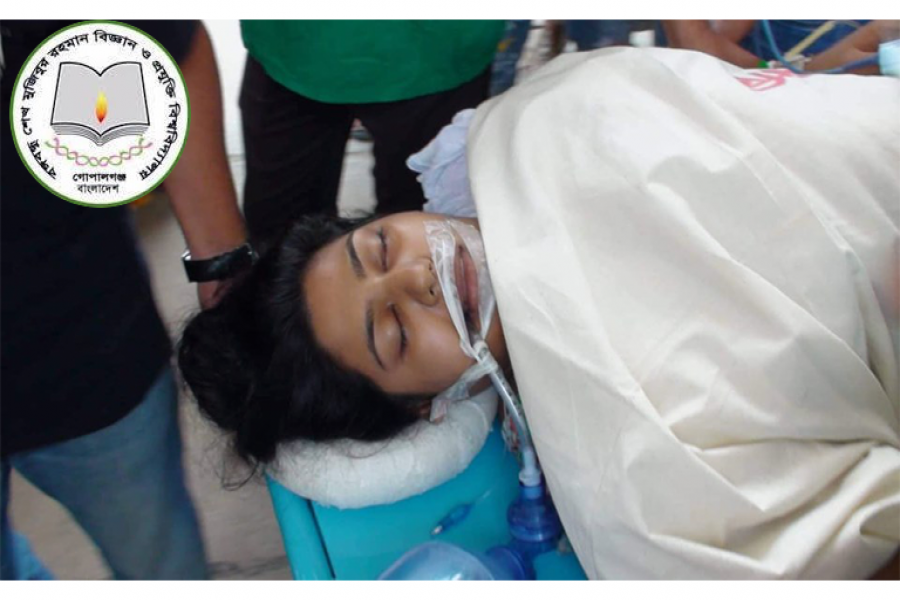 মুন্নিসহ ৪ শিক্ষার্থীকে সাড়ে ছয় লাখ টাকা অনুদান