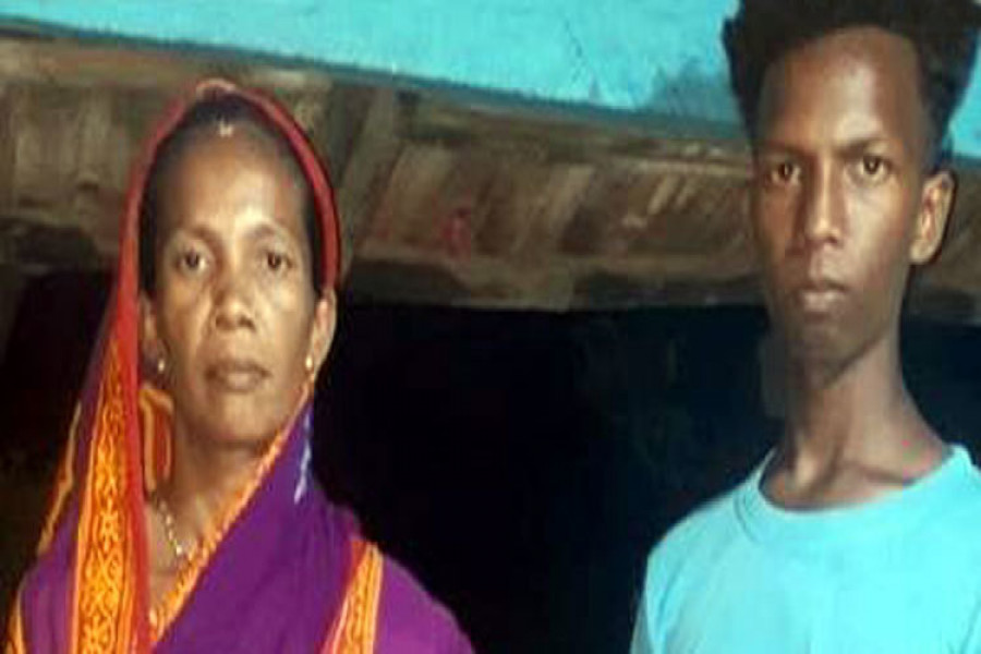 মা-ছেলের একসঙ্গে মাধ্যমিক পাস