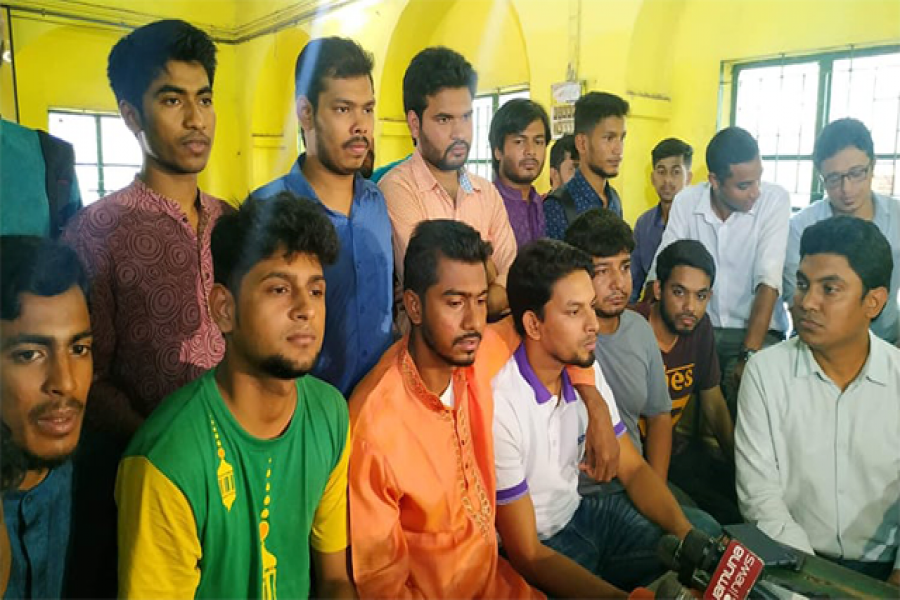 হত্যার উদ্দেশ্যে ছাত্রলীগ পরিকল্পিতভাবে হামলা করছে: অভিযোগ নুরের