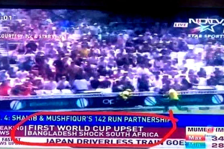 ভারতীয় টিভি চ্যানেল এনডিটিভি বাংলাদেশের জয়কে ব্রেকিং নিউজ হিসেবে দিয়ে লিখেছে, ‘বিশ্বকাপের প্রথম অঘটন’।
