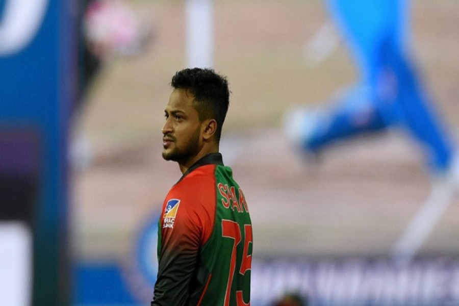 সাকিবের আবার কী হলো!