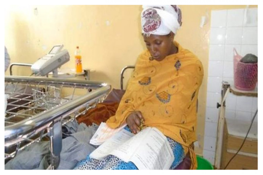 সন্তান জন্মদিয়ে হাসপাতালের বেডেই মাধ্যমিক পরীক্ষায় অংশগ্রহণ!