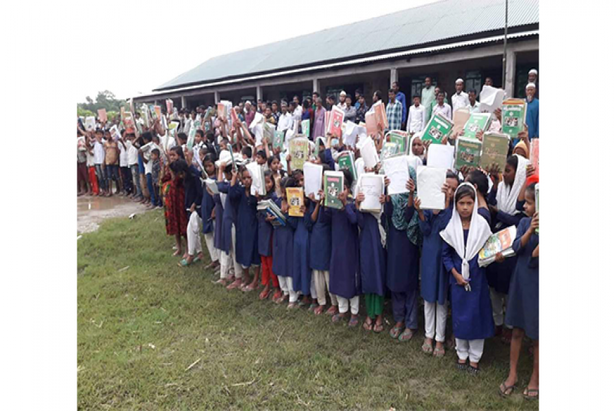 সরকারি প্রাথমিক বিদ্যালয় নিয়ে দু-পক্ষের বিরোধ শেষ হয়নি দুই যুগেও
