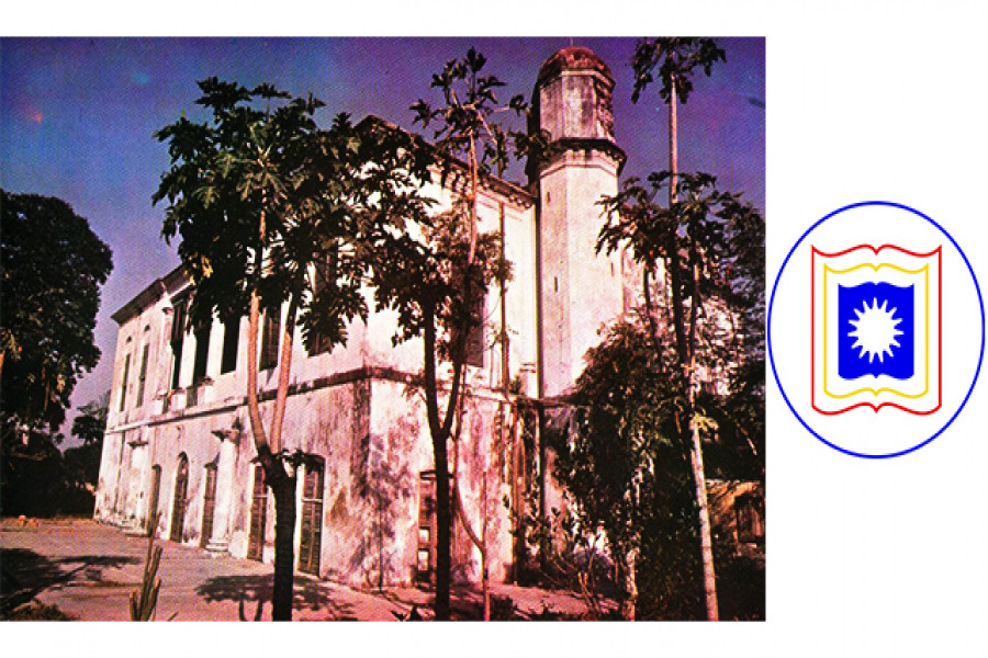 সংস্কৃতি মন্ত্রণালয়ের কাছে বড়কুঠি হস্তান্তরের সিদ্ধান্ত, রাবি শিক্ষকদের ক্ষোভ