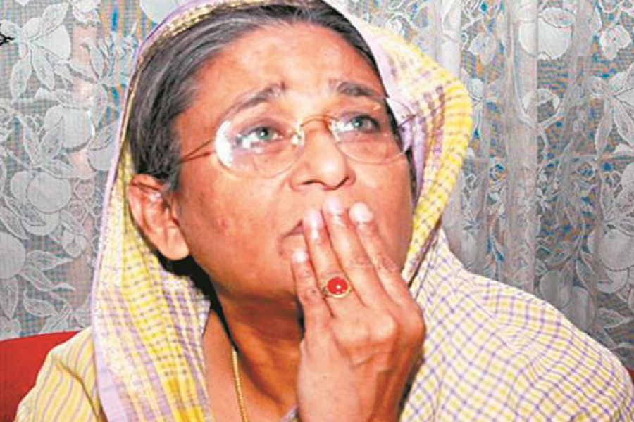 শেখ হাসিনার ট্রেনে গুলি চালানোর ঘটনায় ৯ জনের মৃত্যুদণ্ড