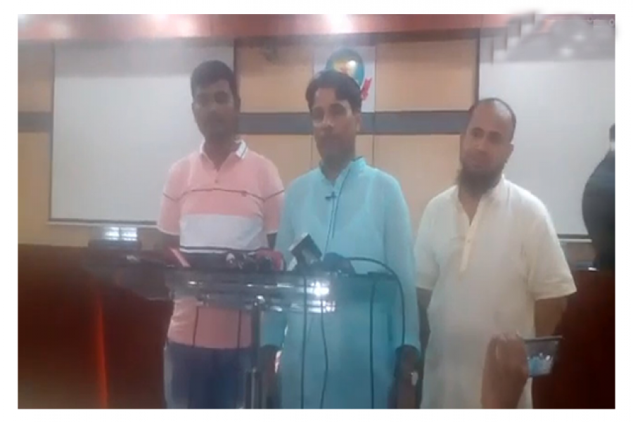 হত্যাকারীর ফাঁসি চাইলেন সায়মার বাবা 