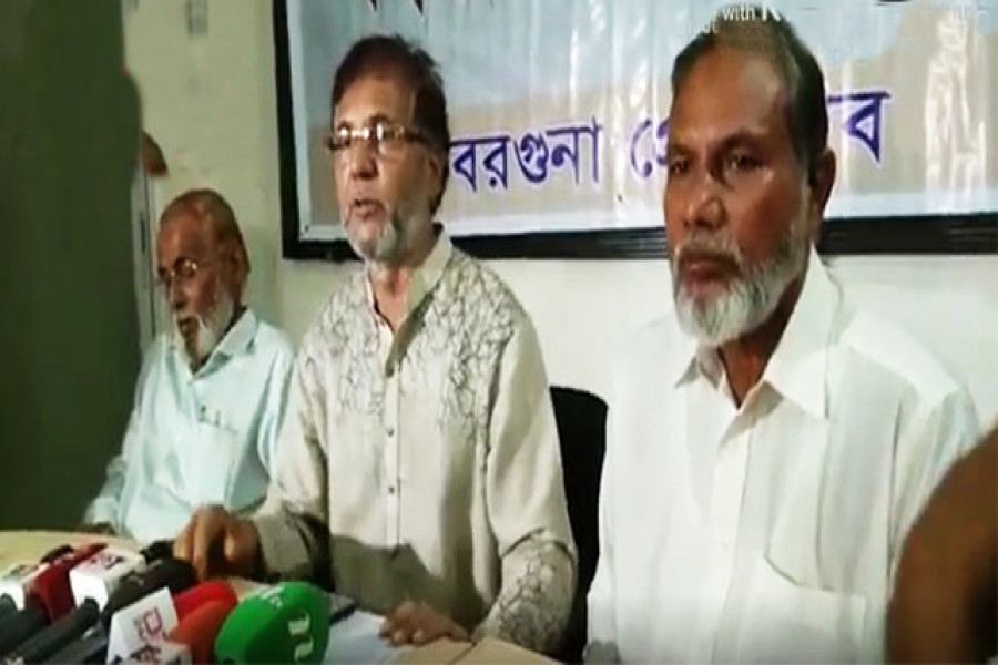 সংবাদ সম্মেলনে রিফাতের বাবা