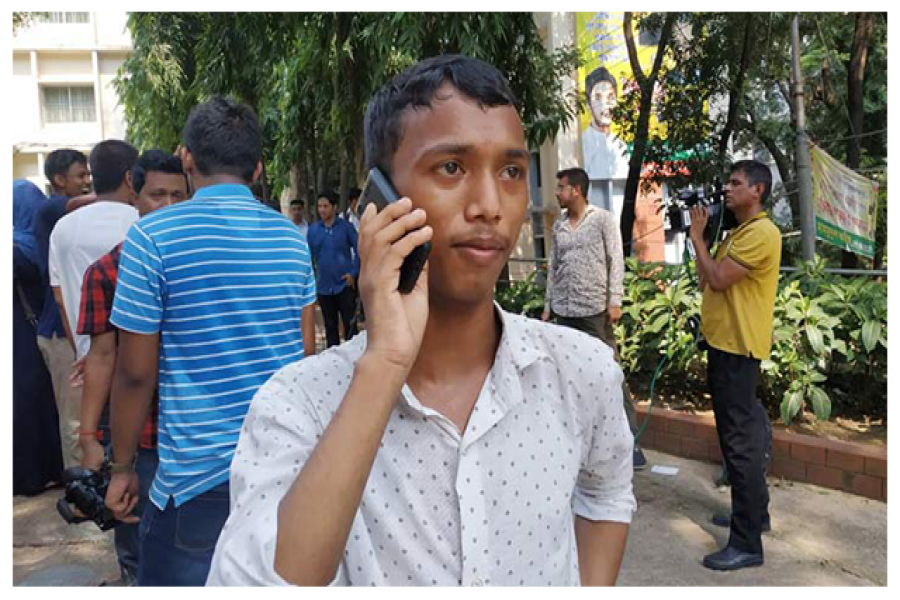 সকাল-সন্ধ্যা টিউশনি করেও জিপিএ-৫ পেল আমিনুল