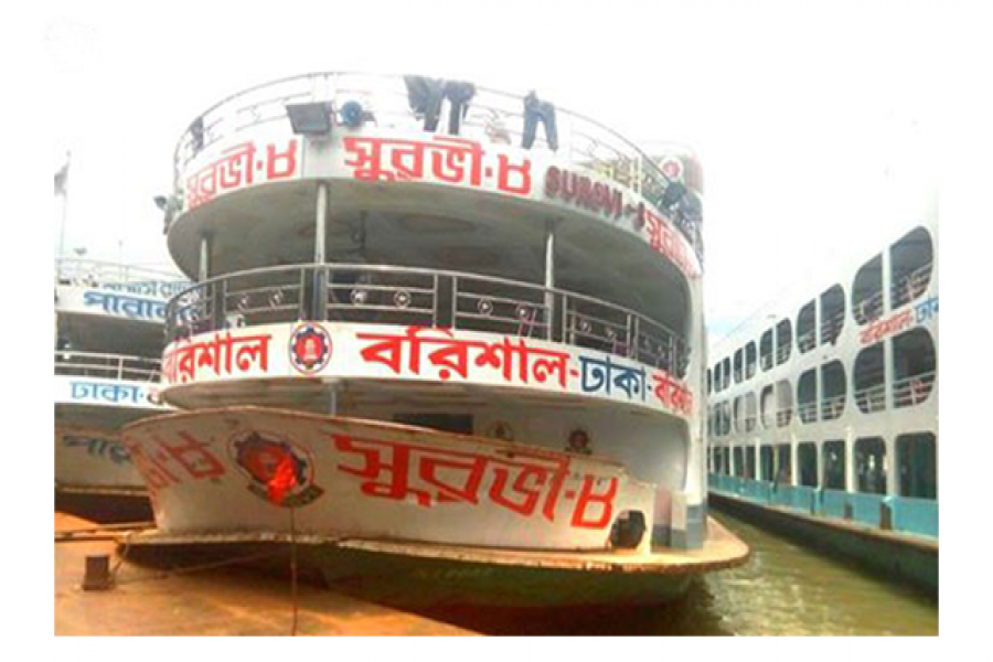 লঞ্চের কেবিনে তরুণীর মরদেহ, সাথে থাকা যুবক পলাতক