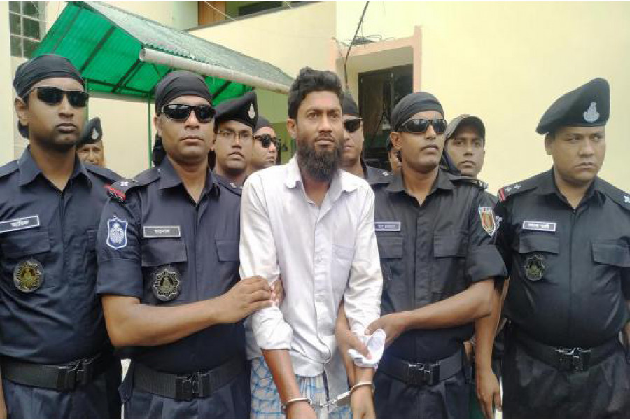 ছাত্রীর গলায় ইট বেঁধে, ছুরি দিয়ে পেট কেটে লাশ ডুবিয়ে দেয় ধর্ষক