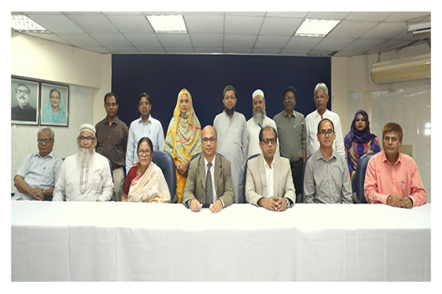 উচ্চশিক্ষায় পুস্তক প্রকাশে ইউজিসি ও তিন লেখকের মধ্যে চুক্তি