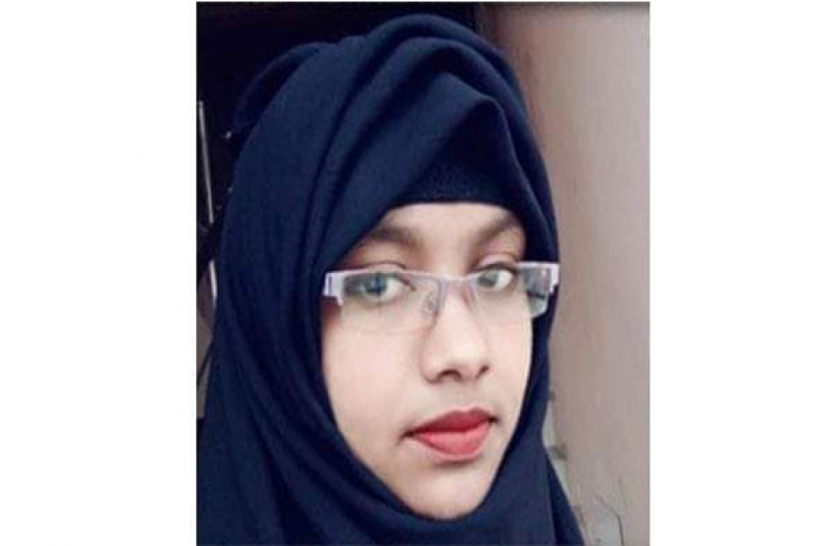 সম্পর্ক মেনে না নেওয়ায় নার্সিং শিক্ষার্থীর আত্মহত্যা