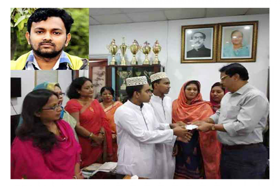 সেই রাজীবের ভাইদের তিতুমীর কলেজের আর্থিক সহায়তা