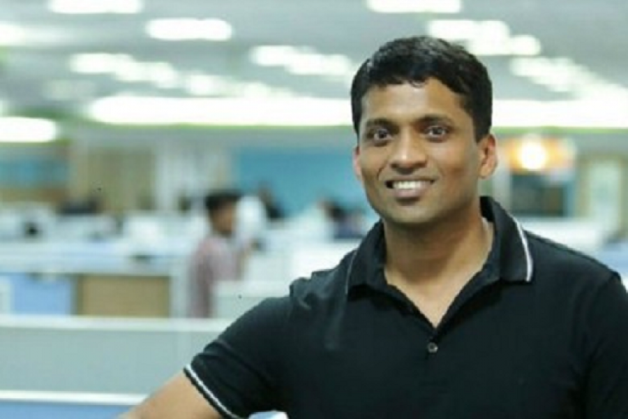 স্কুল শিক্ষক থেকে ৪০ হাজার কোটির মালিক!